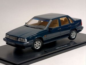 VOLVO 850 GLE 1993 BLUE GREEN 1:18 TRIPLE9 — фото 8