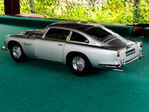 ASTON MARTIN DB5 АГЕНТ 007 JAMES BOND 1:8 — фото 2