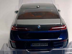 BMW I7 (7ER) BLUE/GREY G70 MINICHAMPS 1:18 — фото 3