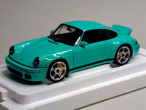 PORSCHE 911 RUF SCR MINT GREEN 1:18 ALMOST REAL