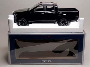 MERCEDES X-CLASS PICK UP - 2017 BLACK 1:18 NOREV — фото 9