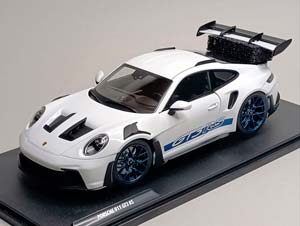 PORSCHE 911 GT3 RS - 2924 WHITE 1:18 SOLIDO