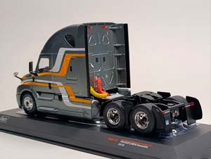 FREIGHTLINER CASCADIA - 2018 IXO 1:43 — фото 3