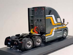 FREIGHTLINER CASCADIA - 2018 IXO 1:43 — фото 5