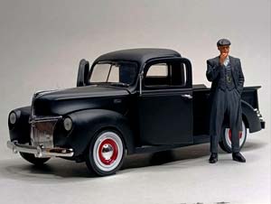 FORD PICKUP -1940 MATT BLACK 1:18 MOTORMAX — фото 1