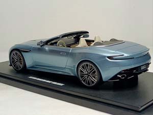 ASTON MARTIN DB12 VOLANTE 1:18 GT SPIRIT — фото 2