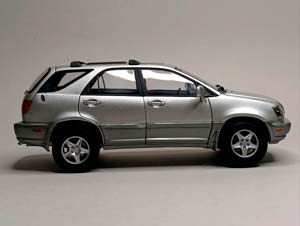 LEXUS RX 300 SILVER 1:18 AUTOART — фото 6