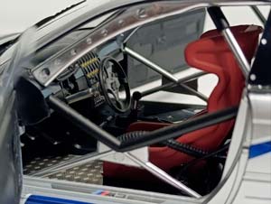 BMW M3 GT-R (E46) MOST WANTED 1:18 LIMITED — фото 3