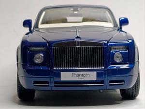 ROLLS-ROYCE PHANTOM COUPE 1:18 KYOSHO — фото 8
