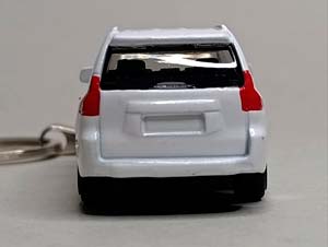 TOYOTA LAND CRUISER PRADO БРЕЛОК 1:64 70ММ — фото 5
