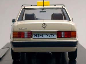MERCEDES 190 TAXI- 1993 (W201) 1:18 TRIPLE9 — фото 3