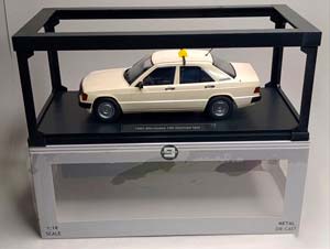 MERCEDES 190 TAXI- 1993 (W201) 1:18 TRIPLE9 — фото 8