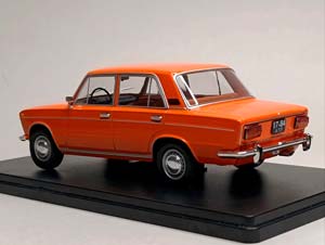 ВОЛЖСКИЙ АВТОМОБИЛЬ 2103 "ЖИГУЛИ" 1:24 HACHETTE — фото 3
