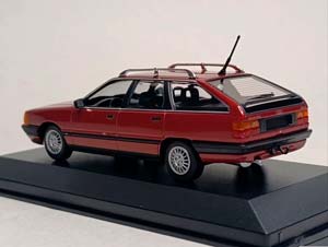 AUDI 100 AVANT (C3) 1990 MAXICHAMPS 1:43 — фото 3