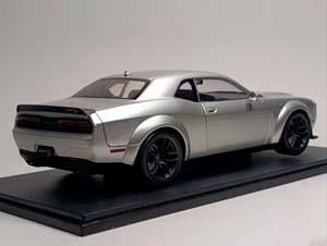 DODGE CHALLENGER SRT HELLCAT 1:18 SOLIDO — фото 6