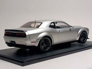 DODGE CHALLENGER SRT HELLCAT 1:18 SOLIDO — фото 9