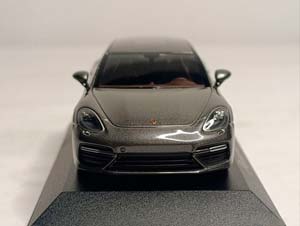 PORSCHE PANAMERA TURBO 1:43 MINICHAMPS — фото 8