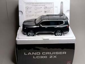 TOYOTA LAND CRUISER 300 ZX GREY 1:18 LCD MODELS — фото 10
