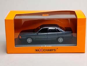 AUDI 100 (C3) 1990 BLUE 1:43 MAXICHAMPS — фото 10