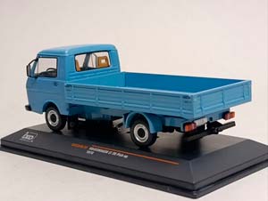 VW VOLKSWAGEN LT 28 BLUE 1:43 IXO — фото 3