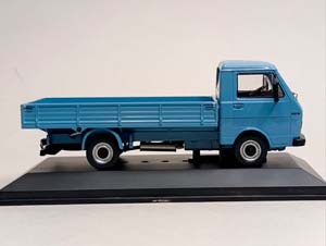 VW VOLKSWAGEN LT 28 BLUE 1:43 IXO — фото 6