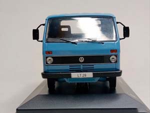VW VOLKSWAGEN LT 28 BLUE 1:43 IXO — фото 8