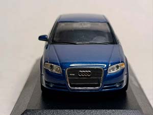 AUDI A4 (B7) BLUE 1:43 MINICHAMPS — фото 3