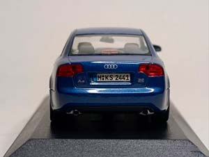AUDI A4 (B7) BLUE 1:43 MINICHAMPS — фото 6