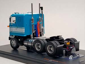 GMC ASTRO 95 1970 IXO 1:43 — фото 3