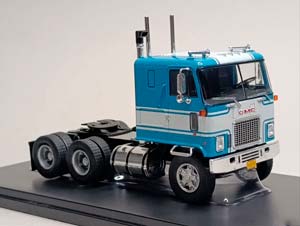 GMC ASTRO 95 1970 IXO 1:43 — фото 7
