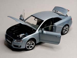 AUDI A5 COUPE 1:18 NOREV HQ — фото 2