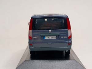 MERCEDES VITO 1:43 MINICHAMPS — фото 3