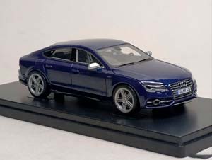 AUDI S7 SPORTBACK 1:43 SCHUCO LIMITED 500 — фото 7