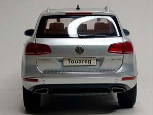 VW VOLKSWAGEN TOUAREG - 2010 SILVER 1:18 KYOSHO — фото 7