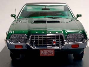 FORD GRAN TORINO 1972 IXO 1:18 — фото 4