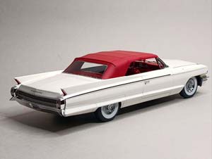 CADILLAC ELDORADO BIARRITZ 1962 MITICA 1:18 — фото 6