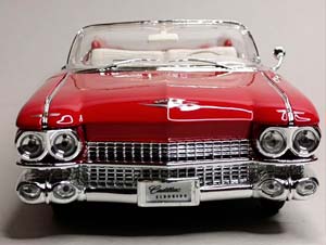 CADILLAC ELDORADO BIARRITZ 1959 MAISTO 1:18 — фото 8