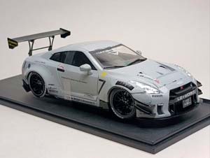 NISSAN GT-R (R35) + KATO SAN 1:18 SOLIDO — фото 4