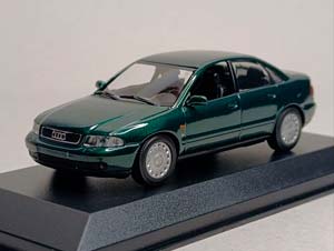 AUDI A4 (B5) 1995 GREEN 1:43 MAXICHAMPS