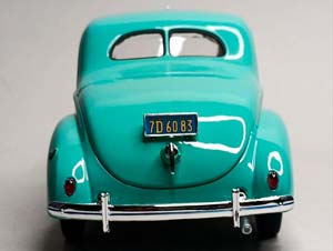 FORD DELUXE COUPE 1939 MAISTO 1:18 — фото 5