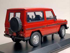 MERCEDES G-MODEL (SWB) RED G-CLASS 1:18 — фото 5