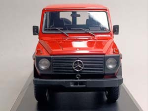 MERCEDES G-MODEL (SWB) RED G-CLASS 1:18 — фото 8