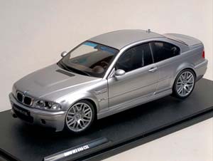 BMW M3 CSL (E46) 2003 SOLIDO 1:18