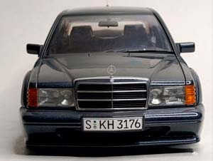 MERCEDES 190E 2,516 EVOLUTION II (W201) 1:18 A/A — фото 2