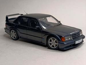MERCEDES 190E 2,516 EVOLUTION II (W201) 1:18 A/A — фото 3