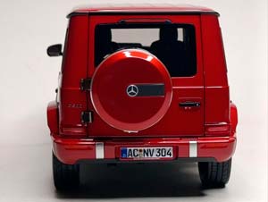 MERCEDES G-CLASS (W465) HYACINTH RED 1:18 NOREV — фото 3
