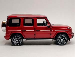 MERCEDES G-CLASS (W465) HYACINTH RED 1:18 NOREV — фото 6