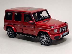 MERCEDES G-CLASS (W465) HYACINTH RED 1:18 NOREV — фото 7