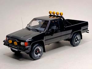 TOYOTA HILUX SR5 