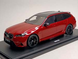 BMW M5 TOURING -2025 (G99) GT SPIRIT 1:18